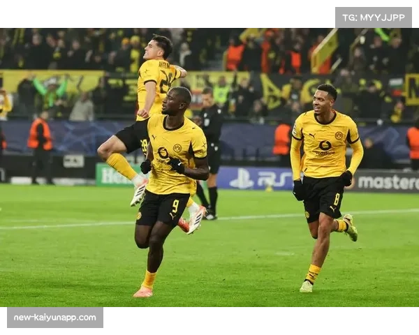 吉拉西传射建功，多特蒙德主场完胜占据晋级先机